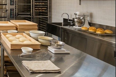 ห้องผลิตเบเกอรี่แบบปิดของ OVEN